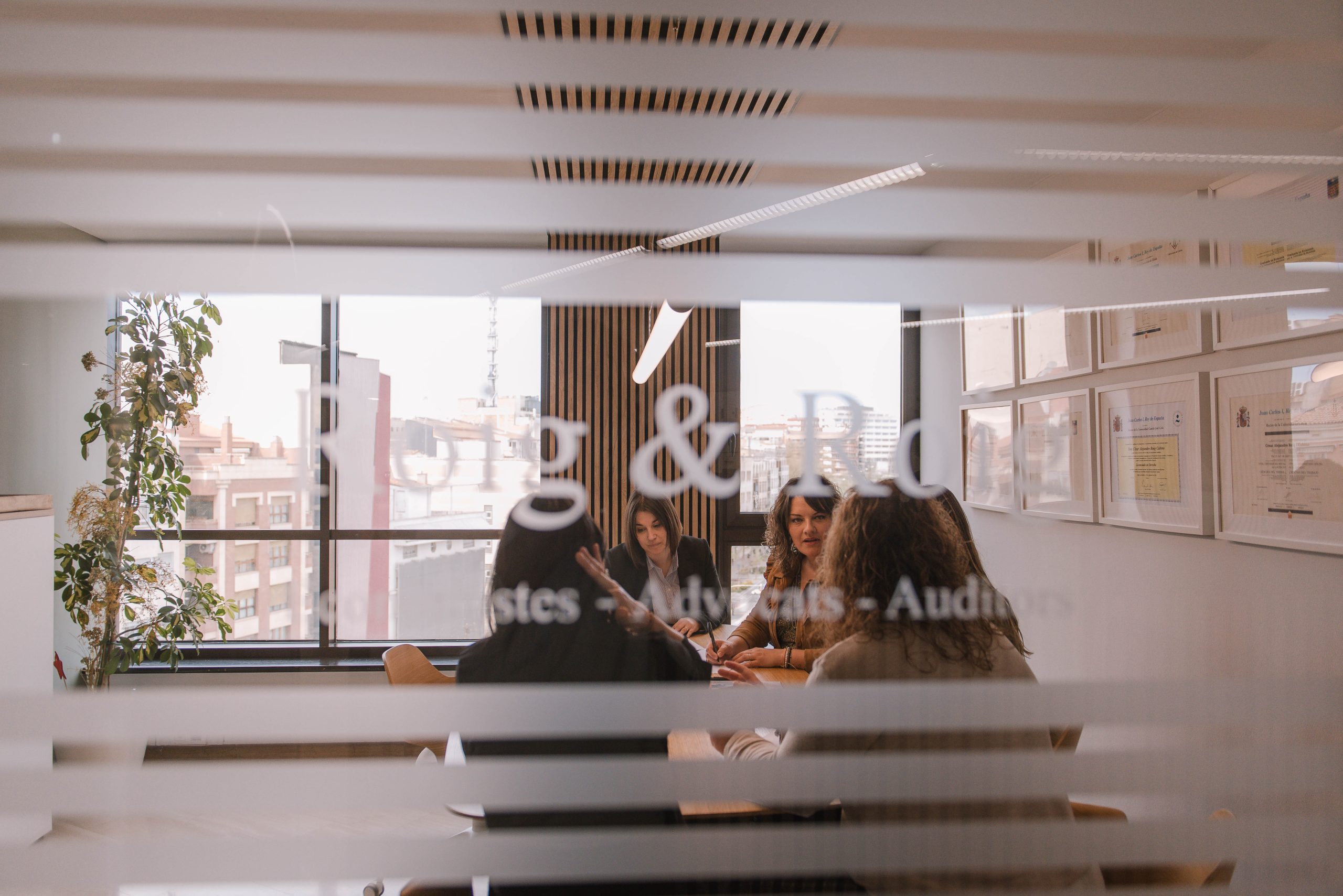 Com saber si estic preparat per crear una empresa? Diagnòstic inicial per a emprenedors de Roig & Roig Assessors a Lleida.